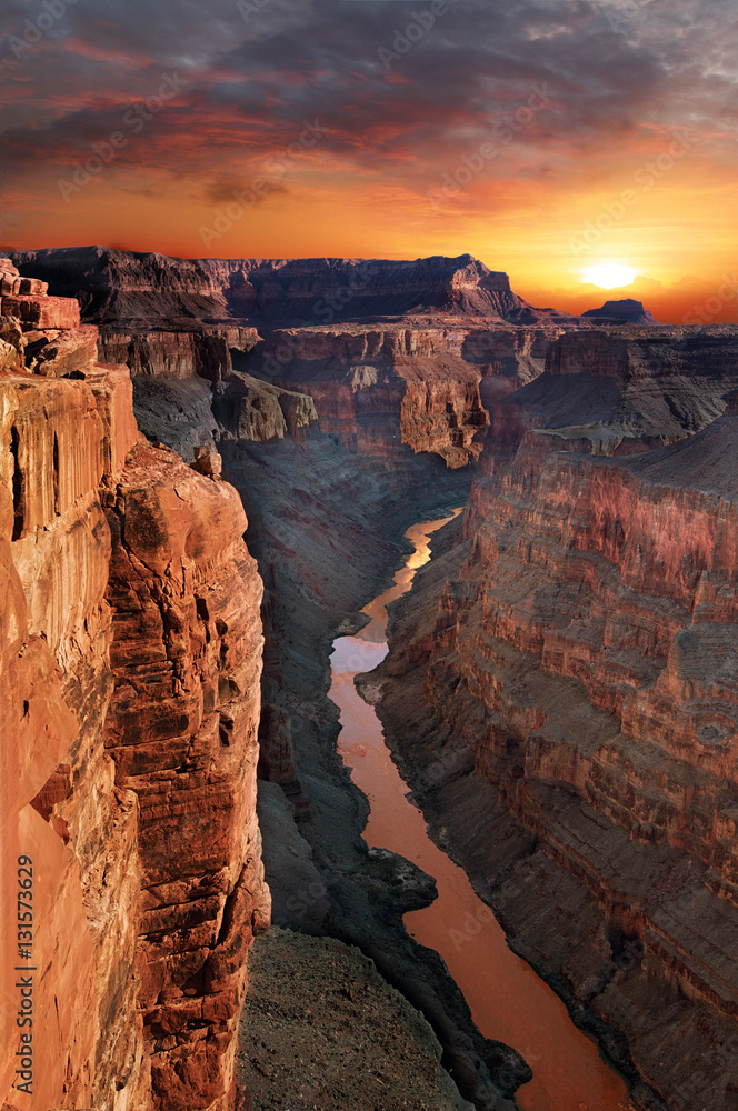 Grand canyon, Arizona. The Grand Canyon is a steep-sided canyon carved by the Colorado River in the state of Arizona. - obrazy, fototapety, plakaty 