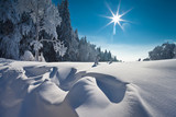 Fototapeta Fototapety z widokami - Słoneczny zimowy dzień w Krynicy-Zdrój. Sunny winter day in polish mountain in Krynica-Zdroj.