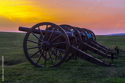 Fotografie, Tablou Four pieces of artillery in a row at Antietam National Battlefie