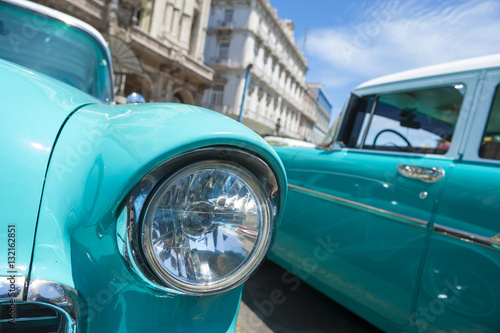 Obraz Dibond Classic Havana street view with historic colonial architecture