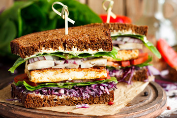 Canvas Print - vegan sandwich with tofu and vegetables