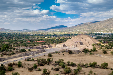 Poster - View of the Pyramid of the Moon and the Avenue of the Dead  at Teotihuacan in Mexico