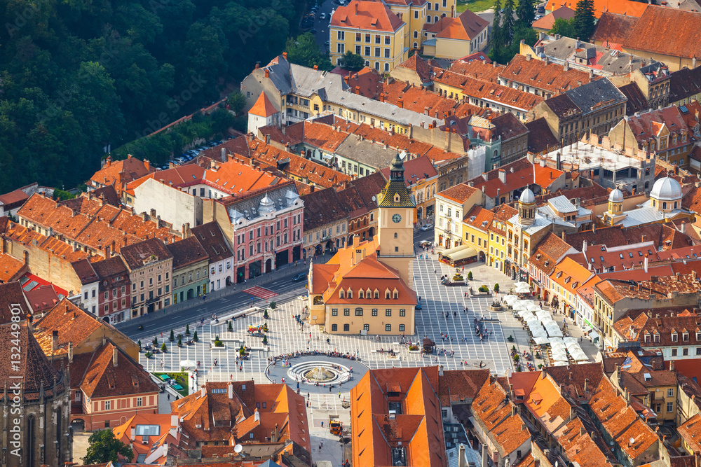 Aerial view of the Old Town, Brasov, Transylvania, Romania - obrazy, fototapety, plakaty 