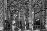 Fototapeta Uliczki - Black and white view of the interior of the famous Lonja de la Seda, Valencia, Spain