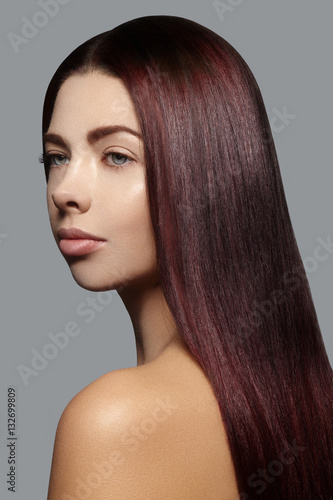 Beautiful Woman With Beautiful Straight Shiny Hair Fashion Makeup