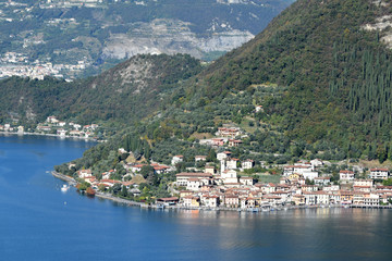 Wall Mural - Lake Iseo and a glimpse of Monte Isola - Brescia - Italy