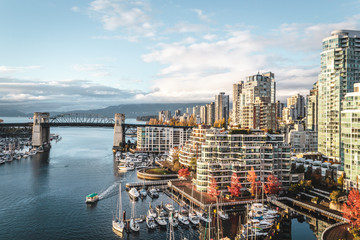 Canvas Print - Downtown Vancouver at Fall in BC, Canada