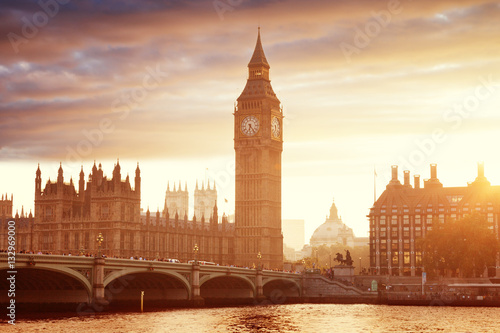 Fototapeta na szkło Big Ben i Westminster o zachodzie słońca, Londyn, Wielka Brytania