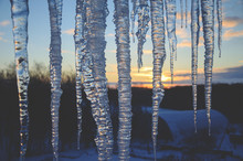 Icicles.Background.