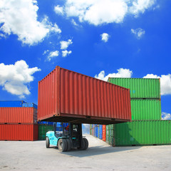 forklift handling the container box