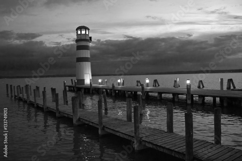 Obraz w ramie Leuchtturm in Podersdorf am Neusiedler See