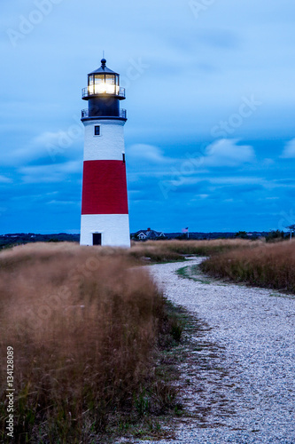 Fotografie, Obraz Sankaty lighthouse in the early morning with its light in operation on the Islan