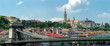 Blick auf das Burgviertel in Budapest mit der Kettenbrücke im Vordergrund, Ungarn