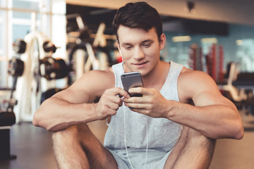 Wall Mural - Man at the gym