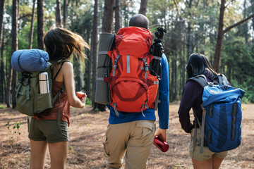 friends walking exploring outdoors concept