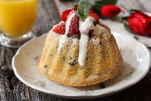 Mini Iced Bundt Cakes Free Stock Photo - Public Domain Pictures