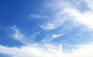 clouds in the blue sky