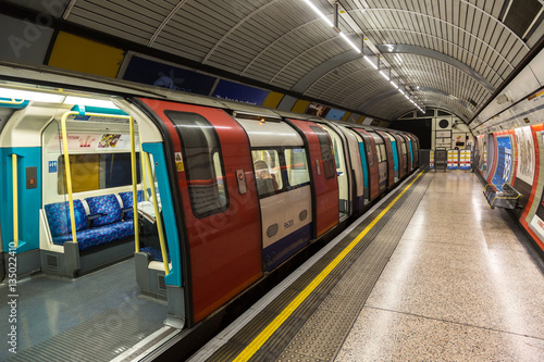 Zdjęcie XXL Londyńska podziemna stacja metra
