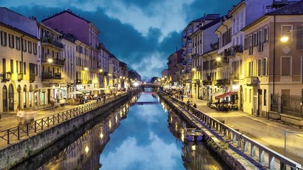 Fototapete - Naviglio Grande canal in the evening, Milan, Italy (static image with animated sky and water)
