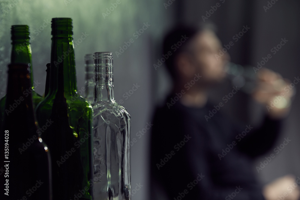 Empty bottles of alcohol - obrazy, fototapety, plakaty 