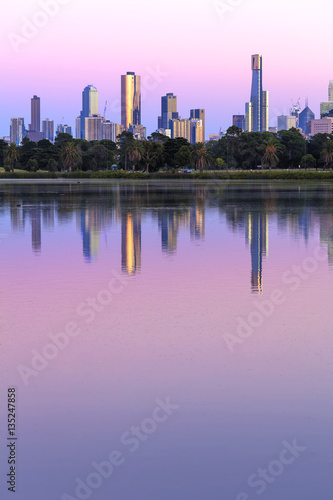 Obraz na PCV Melbourne Australia Skyline viewed from Albert Park Lake at Sunr