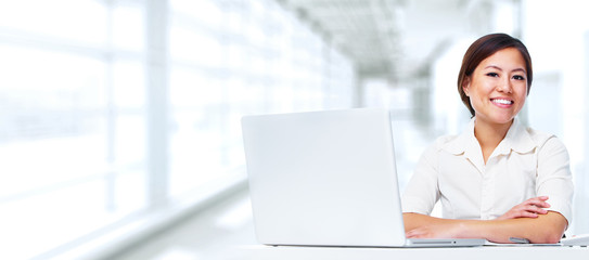 Aufkleber - Business woman with laptop.