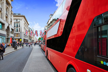 Canvas Print - London bus Oxford Street W1 Westminster