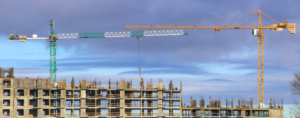 Construction of high-rise building tower crane