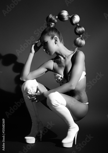 Naklejka na szybę Beautiful girl portrait with gorgeous hairdo black and white