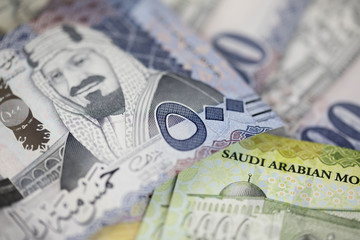 Close-up of new Saudi Riyal notes