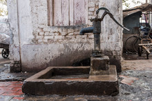 Hand Water Pump, Old Delhi