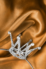 Poster - Crown on silk