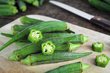 Fresh Whole And Slice Organic Green Okra, Healthy Vegetable