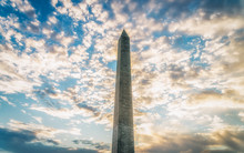 WASHINGTON DC, USA The Washington Monument Is An Obelisk, Built To Commemorate George Washington, Once Commander-in-chief Of The Continental Army And The First American President.