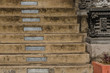 stufen bei tempel in bali