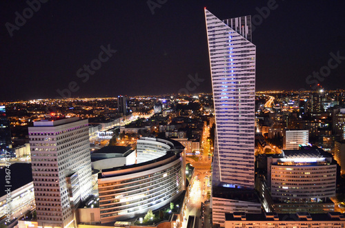 centrum-warszawy-noca-mazowsze-polska