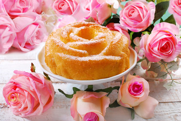 Wall Mural - rose shaped cake for valentines