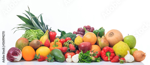 Naklejka na szybę Variety of fruits and vegetables on white background