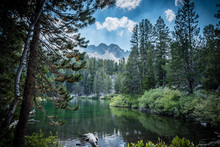 Emerald Lake In The Mammoth Lakes Basin Appear Green.