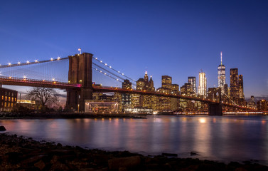 Sticker - Brooklyn Bridge and Manhattan Skyline at sunset - New York, USA