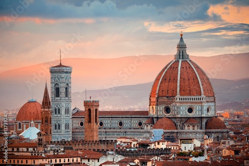 Cuadros en Lienzo Florence Cathedral skyline sunset