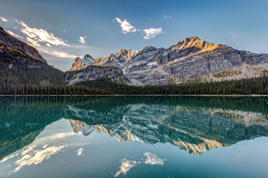 calm and quiet morning in the wilderness of the stunning lake ohara in the heart of the canadian roc