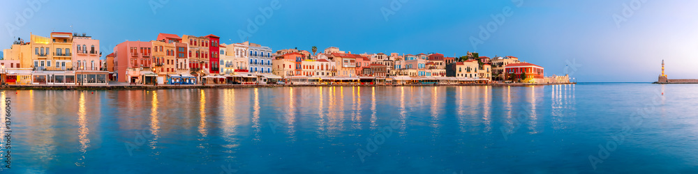Obraz na płótnie Picturesque panoramic view of old harbour with Lighthouse of Chania at sunrise, Crete, Greece w salonie