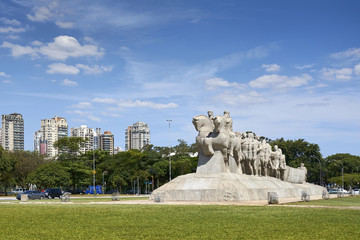 Fototapete - The Bandeiras monument in Sao Paulo, Brazil.