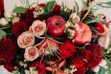 Poster - Autumnal wedding bouquet of roses, apples, grape and pomergranate