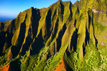 Poster - Beautiful aerial view of spectacular Na Pali coast, Kauai, Hawaii