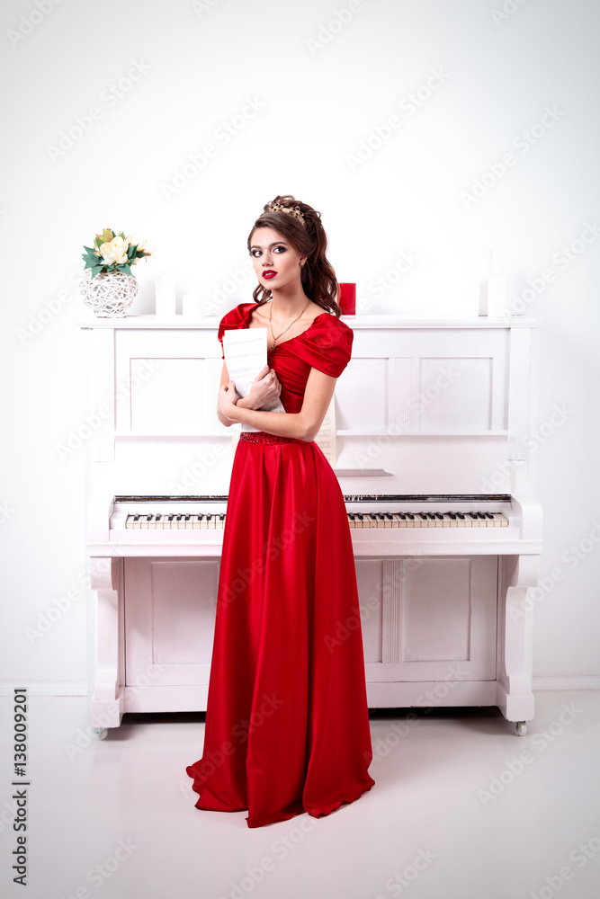 chinese dress ladies JINHJ Modern Red Dress Woman Play Piano Abstract Posters And Prints Canvas  Painting Print Living Room Wall Decor （30x40cm/11.8×15.7inch） Frameless :  Amazon.co.uk: Home & Kitchen