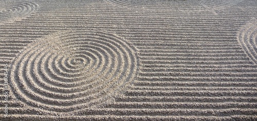 枯山水 京都府 Adobe Stock でこのストック画像を購入して 類似の画像をさらに検索 Adobe Stock