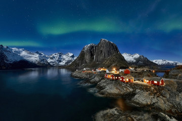 hamnoy, lofoten, norway2017 - aurora borealis