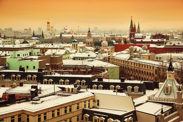 Horizon and views of the city of Moscow. View of the historic center in the Kremlin's side